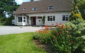 Twin Oaks Bed&Breakfast